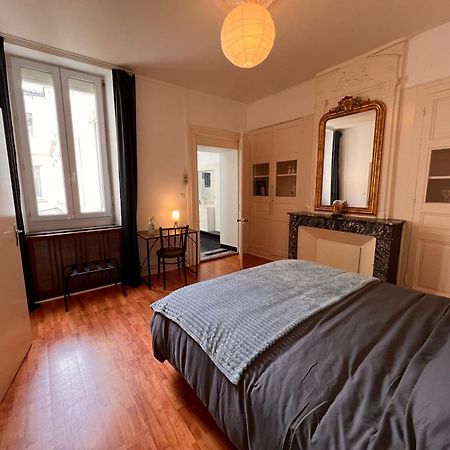 La Colbertine - Charming Apartment In Place Colbert Rochefort  Luaran gambar