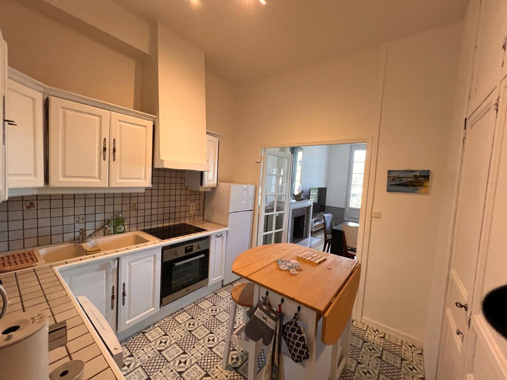 La Colbertine - Charming Apartment In Place Colbert Rochefort  Luaran gambar