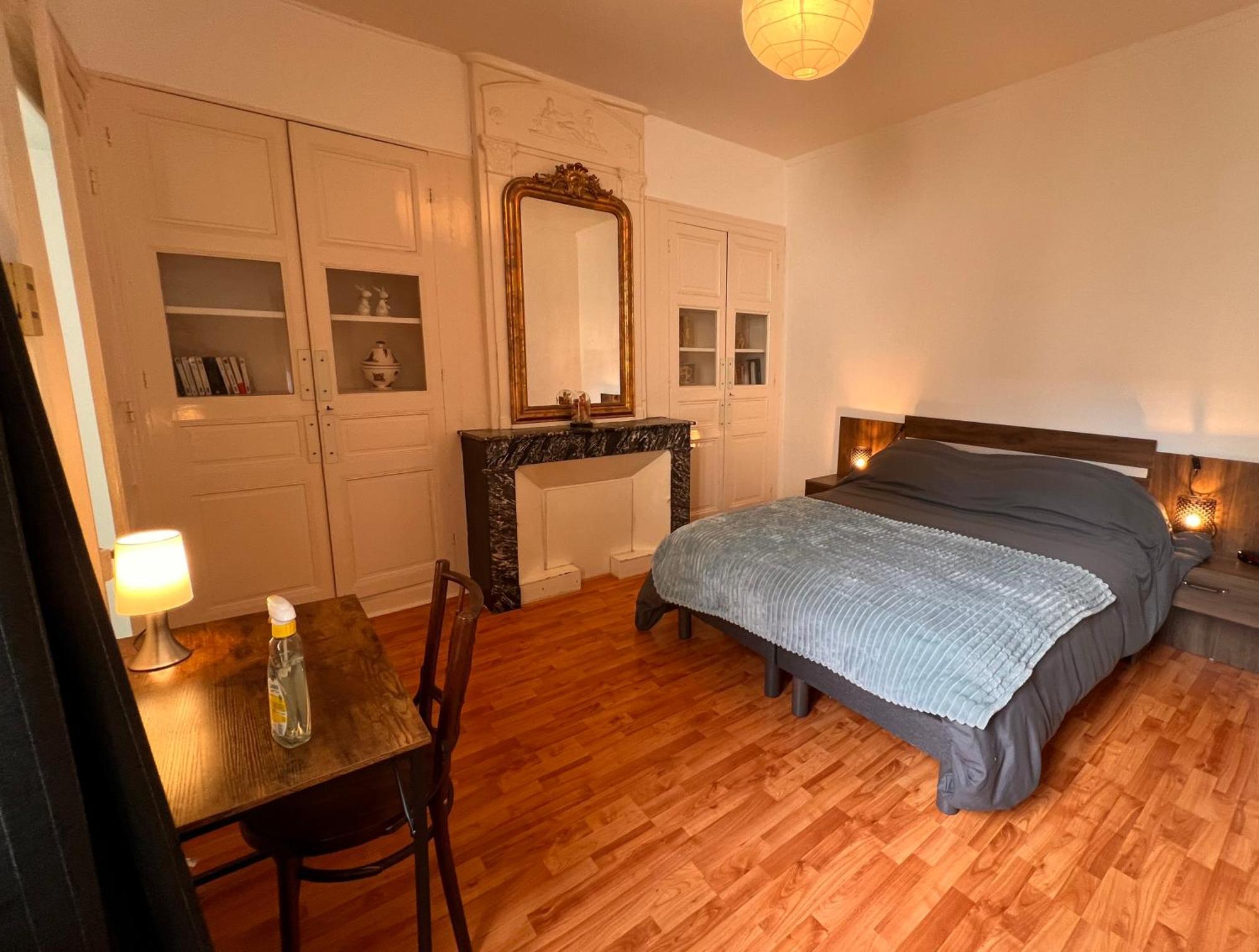 La Colbertine - Charming Apartment In Place Colbert Rochefort  Luaran gambar