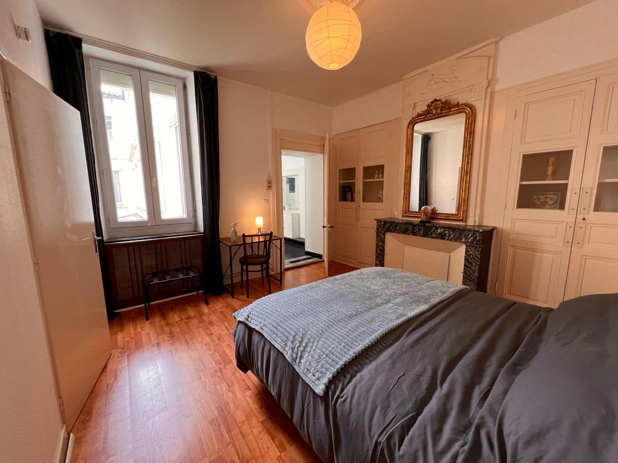 La Colbertine - Charming Apartment In Place Colbert Rochefort  Luaran gambar
