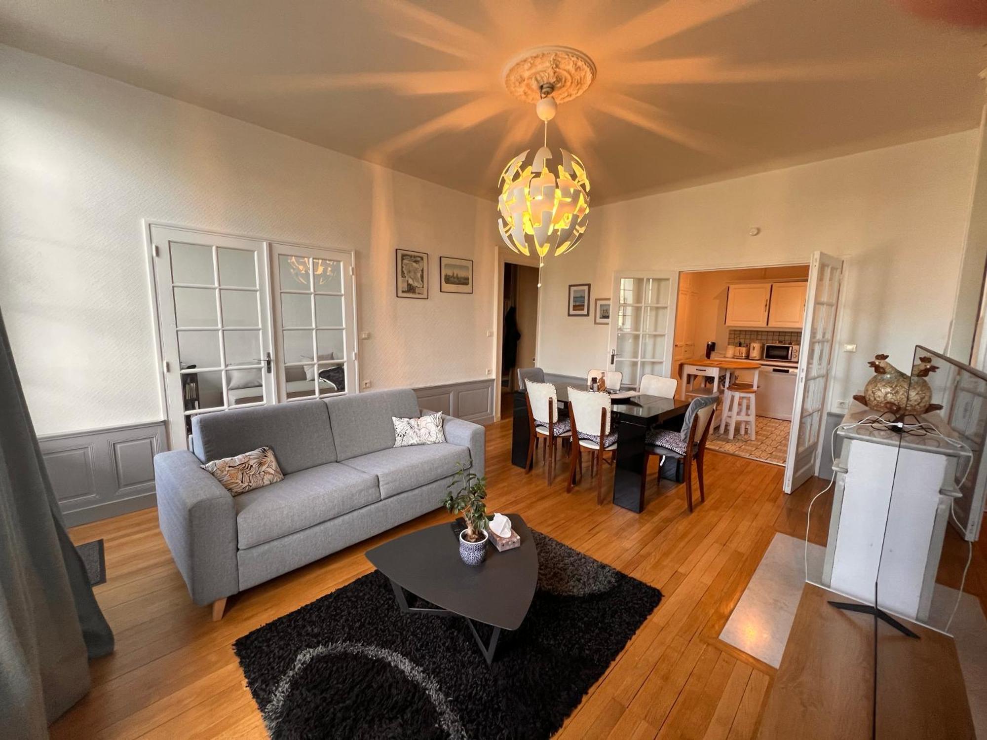 La Colbertine - Charming Apartment In Place Colbert Rochefort  Luaran gambar